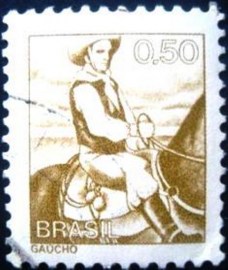 Selo postal Regular emitido no Brasil em 1976 Gaucho 562