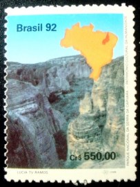 Selo postal do Brasil de 1992 Serra da Capivara Mapa