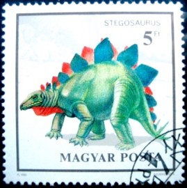 Selo postal da Hungria de 1990 Stegosaurus