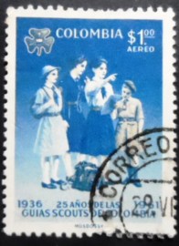 Selo postal da Colômbia de 1962 Girl Scouts