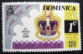 Selo postal de Dominica de 1977 Imperial State Crown