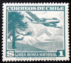 Selo postal do Chile de 1954 Araucarian Pine and Plane