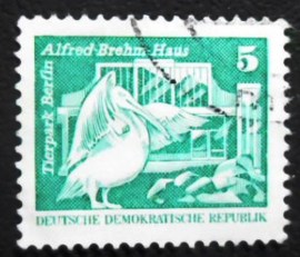 Selo postal da Alemanha Democrática de 1973 Alfred Brehm House