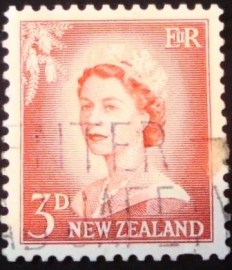 Selo postal da Nova Zelândia de1956 Queen Elizabeth II 3