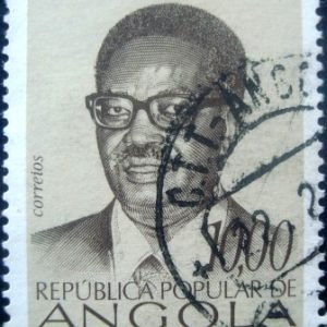 Selo postal de Angola de 1976 President Agostinho Neto 10