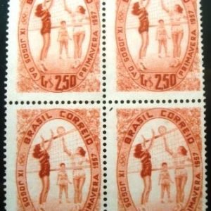 Quadra de selos postais do Brasil de 1957 Jogos da Primavera - 392 N