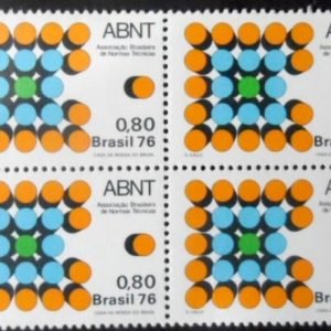 Quadra de selos do Brasil de 1976 ABNT 971 M