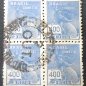 Quadra de selos do Brasil de 1940 Mercúrio e Globo 400