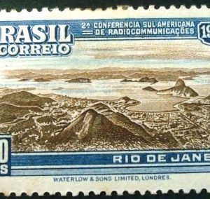 Selo postal do Brasil de 1937 Radiocomunicações 700 - C 117 M