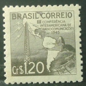 Selo postal Comemorativo do Brasil de 1945 - C 211 M