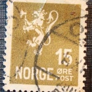 Selo postal da Noruega de 1926 Lion type II