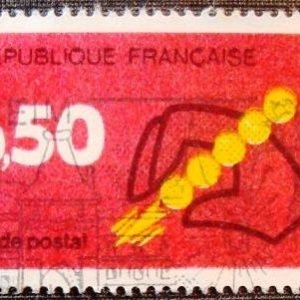 Selo postal da França de 1972 New postcode 50