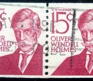 Par de selos postais dos Estados Unidos de 1978 Oliver W.Holmes IyC