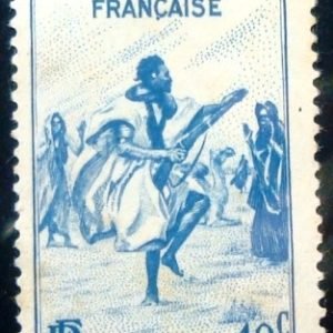 Selo postal da África Ocidental Francesa de 1947 Rifle Dance