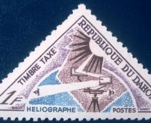 Selo postal de Daomé de 1967 Heliograph