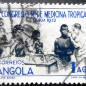 Selo postal de 1952 de Angola Medical examination