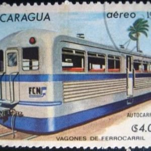 Selo postal da Nicaragua de 1983 Õnibus ferroviário N