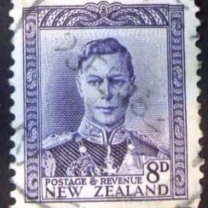 Selo postal definitivo da Nova Zelandia de 1947 - King George VI 8