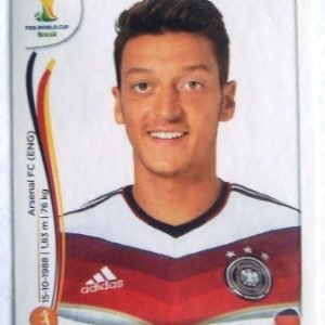 Figurinha 499 - Mesut Ozil - meio campista da Alemanha