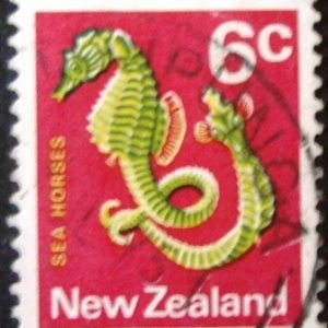 selo postal definitivo da Nova Zelandia de 1973 - Sea horse