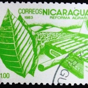 Selo postal regular da Nicaragua de 1983 - Tabaco