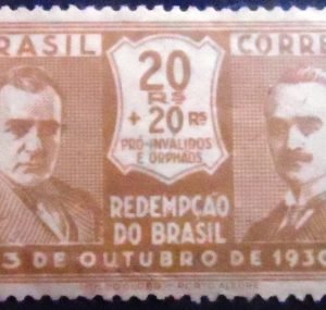 Selo postal do Brasil de 1931 Getúlio Vargas e João Pessoa 20+20