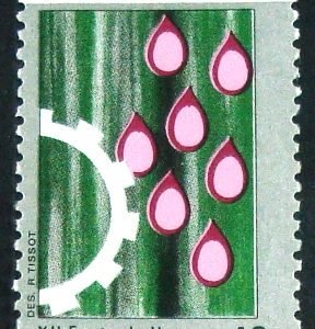 Selo postal do BRASIL de 1972 Festa da Uva N