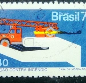 Selo postal do Brasil de 1973 Proteção contra Incêndio- C 803 U