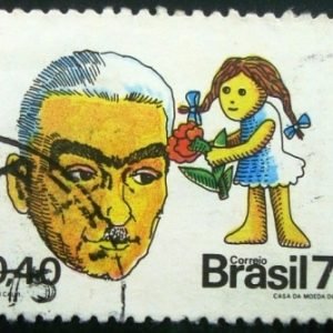 Selo postal do Brasil de 1973 Monteiro Lobato e Emília- C 806 U
