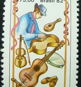 Selo postal do Brasil de 1982 Instrumentos Musicais A N