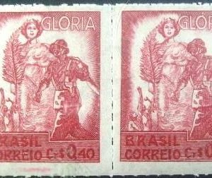 Selo postal do Brasil de 1945 Glória