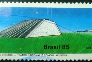 Selo postal de 1985 Teatro Nacional - C 1452 U