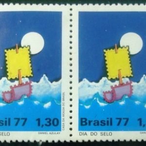 Par de selos postais do Brasil de 1977 Dia do Selo M