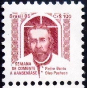 Selo postal do Brasil de 1985 Padre Bento H22 M