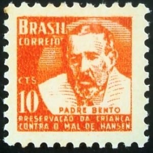 Selo postal do Brasil de 1957 Padre Bento H 5 M