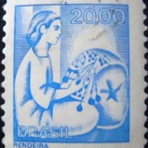 Selo postal Regular emitido no Brasil em 1976 - 571 U