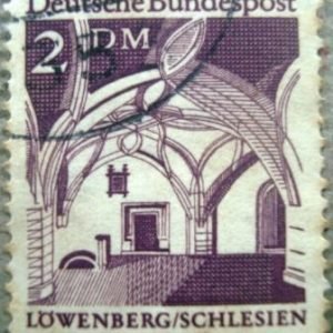 Selo postal da Alemanha de 1966 Citizens hall of the Town Hall Löwenberg - 951 U