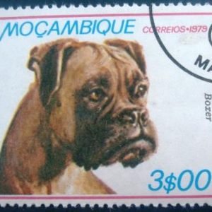 Selo postal de Moçambique de 1979 German Boxer - 727 NCC