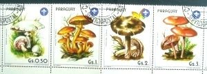 Série de selos postais do Paraguai de 1985 Boletus luteus