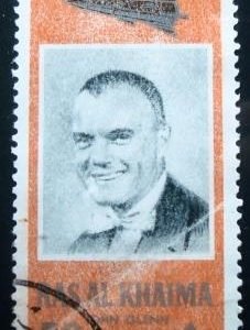 Selo postal da RAS Al Khaima de 1966 John Glenn