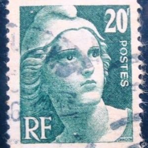 Selo postal da França 1946 Marianne type Gandon 20