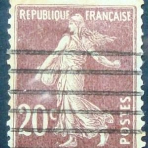 Selo postal da França de 1907 Semeuse camée 20