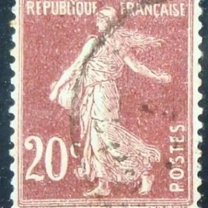Selo postal da França de 1907 Semeuse camée 20