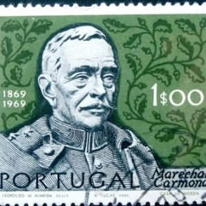 Selo postal de Portugal de 1970 Marshal Carmona