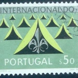 Selo postal de Portugal de 1962 Tents and Scout emblems