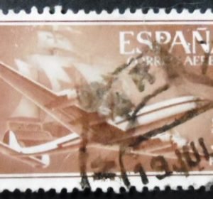 Selo postal da Espanha de 1955 Superconstellation and ship Santa Maria 5