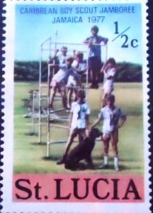 Selo postal de Santa Lucia de 1977 Children and dog