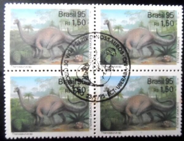 Quadra de selos postais do Brasil de 1995 Titanossaurus sp MCC