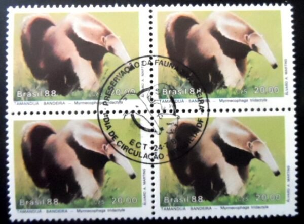 Quadra de selos postais do Brasil de 1988 Tamanduá Bandeira M1C QD