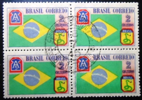 Remover termo: Quadra de selos postais do Brasil de 1945 Bandeira Brasileira MCC QD Quadra de selos postais do Brasil de 1945 Bandeira Brasileira MCC QD